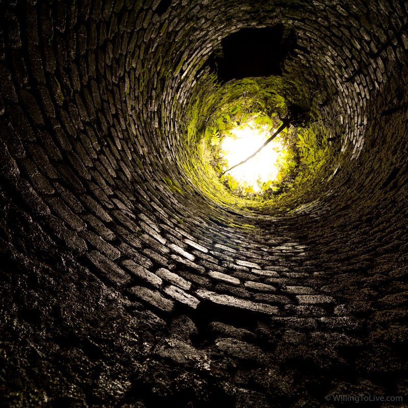 The hole | 16mm equiv.; f5,6; 1/30; ISO 800